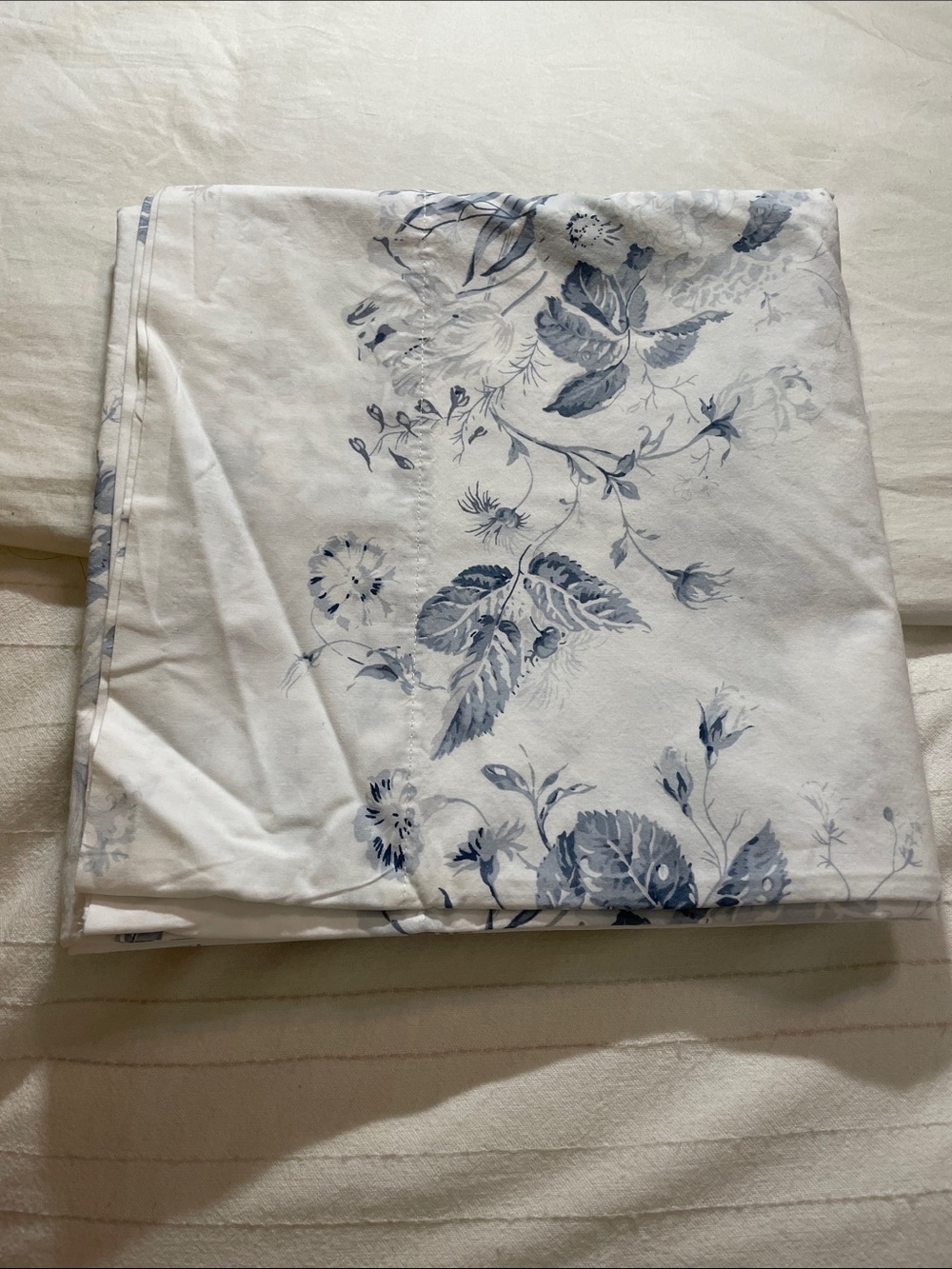 Cabbages & Roses Blue Floral 100% Cotton King pillowcases- Classic Floral Print